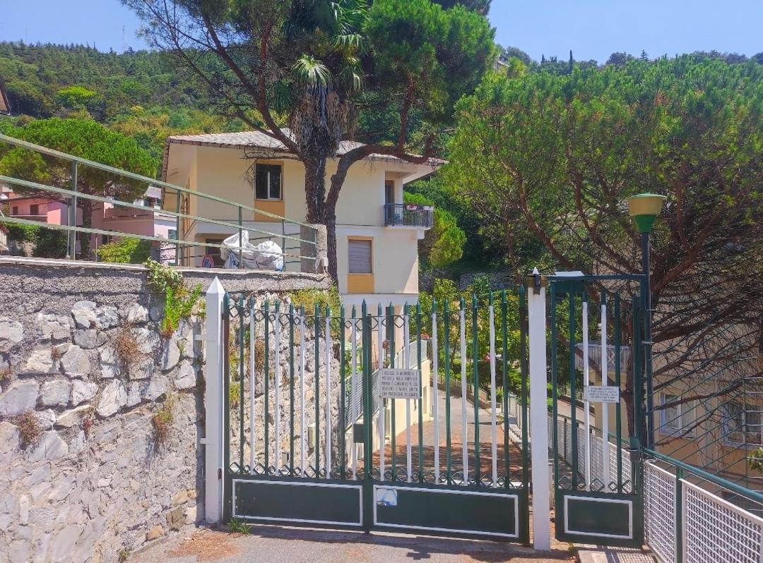 Forti Genova-Free Parking Castellaccio Apartment 2 Dış mekan fotoğraf